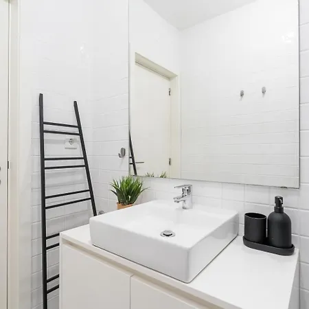 Apartment Liiiving In - Nest Retreat