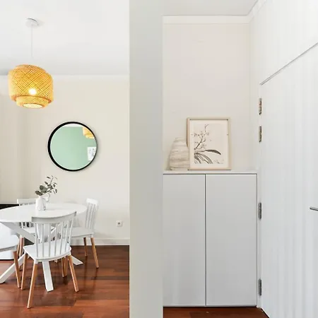 Apartment Liiiving In - Nest Retreat *